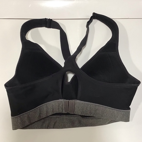 Under Armour High Impact Sports Bra Cross Back Adjustable Strap Workout Bra 36D - Picture 3 of 7